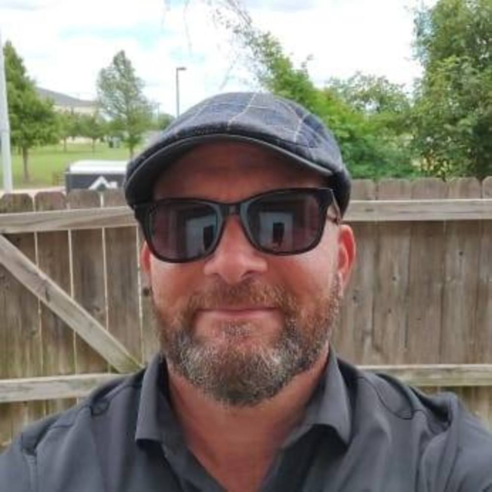 Meet your Posher, Eric